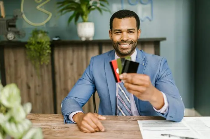 Kartu Kredit Terbaik