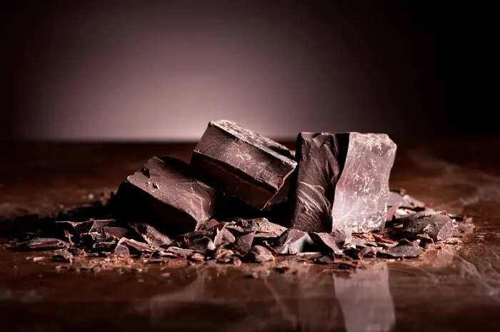 Cokelat Hitam Penuh Antioksidan dan Serat